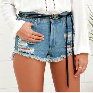 Artifact leather fringe belt